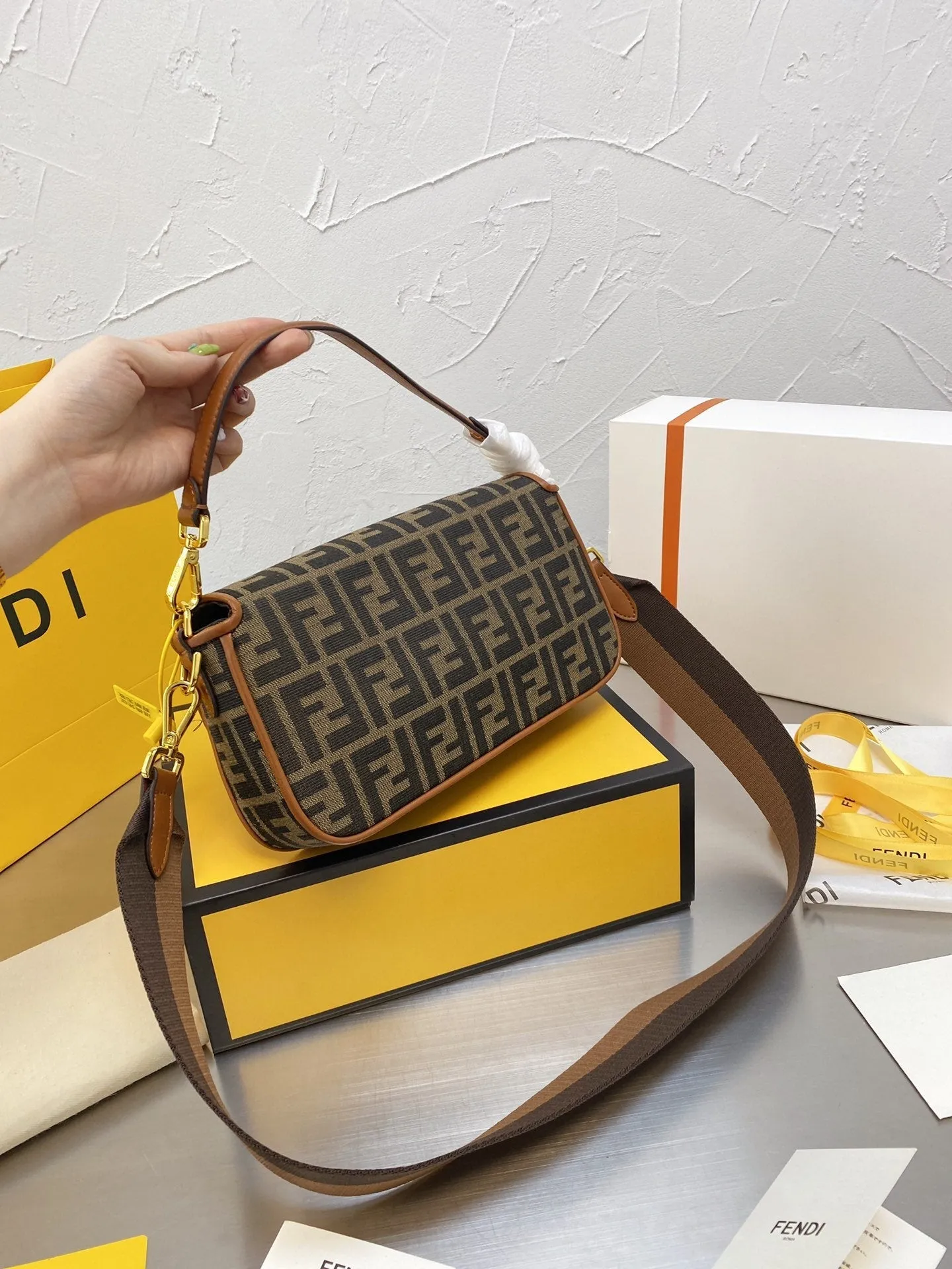 EN   Designer bags by Fendi 136