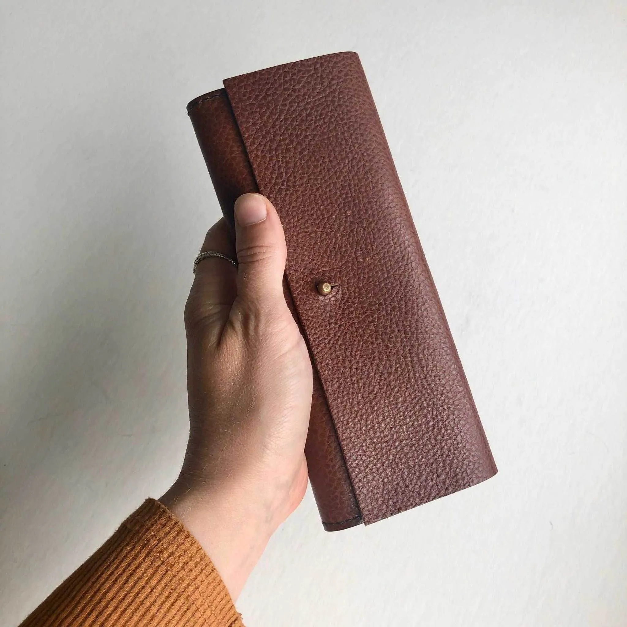 Nomad Midi Leather Folding Wallet in Black or Tan